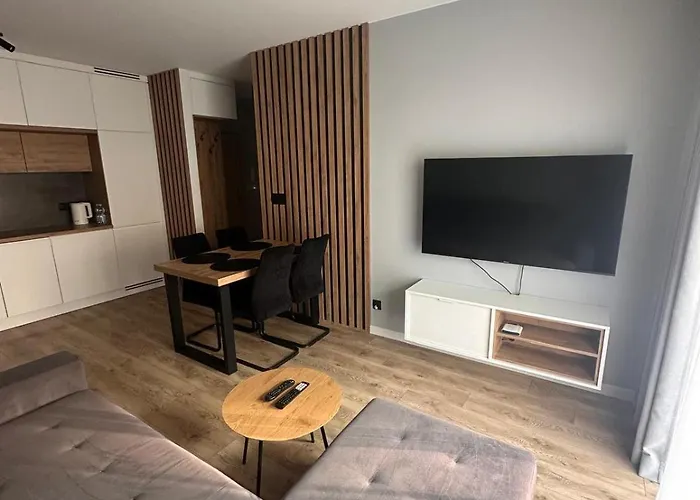 73 * Γκντίνια